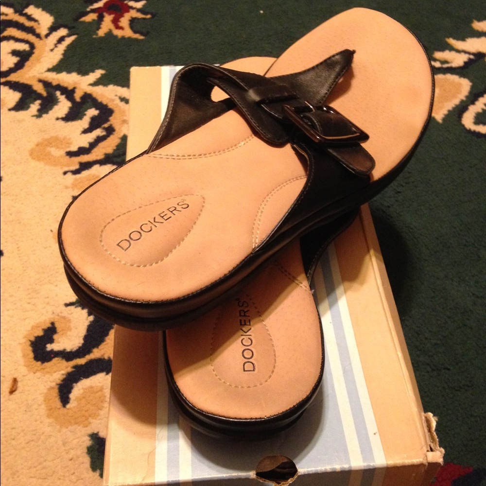 Dockers Sandals - Picture 5 of 6
